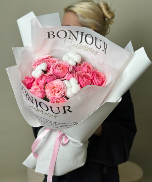 Кустовые розы с хлопком 182