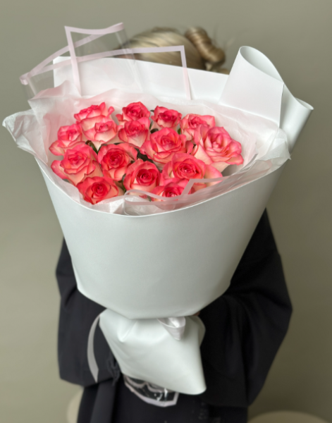 15 роз джумилия