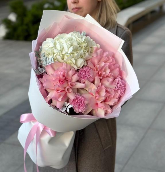 Букет ассорти с розой мандала 221