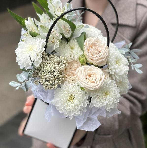 Сумочка с розами бомбастик 080