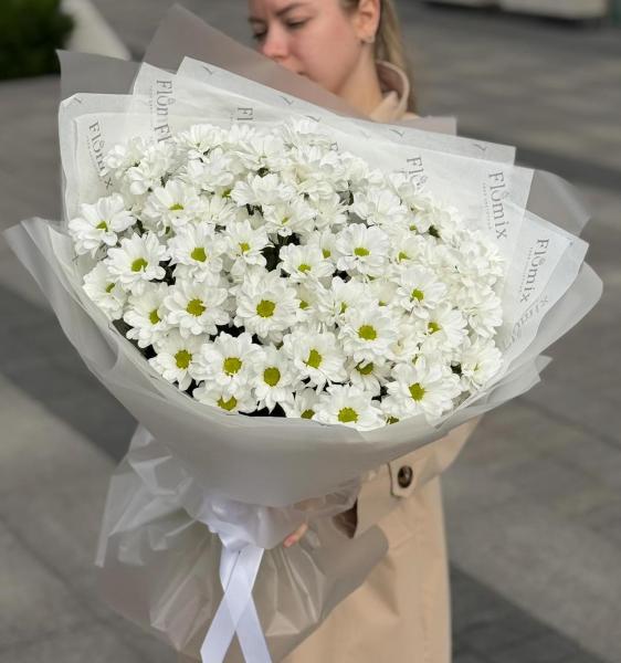 Моно букет из ромашек 048