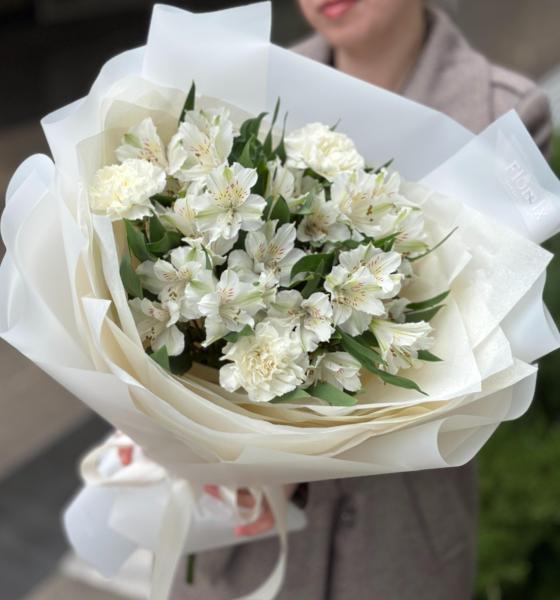 Альстромерии с диантусами 034