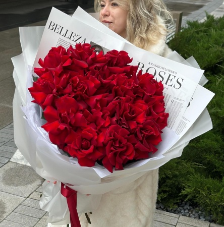 Объёмный букет кружевных роз 187