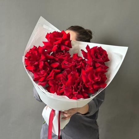 Букет из 9 импортных роз 