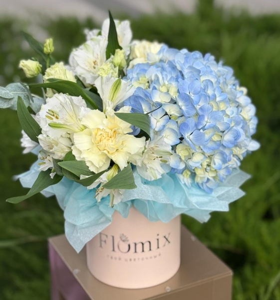 Мини шляпка с гортензией 067