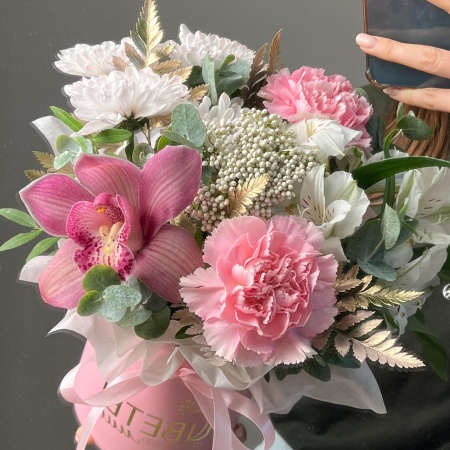 Ассорти шляпка с орхидеей 083