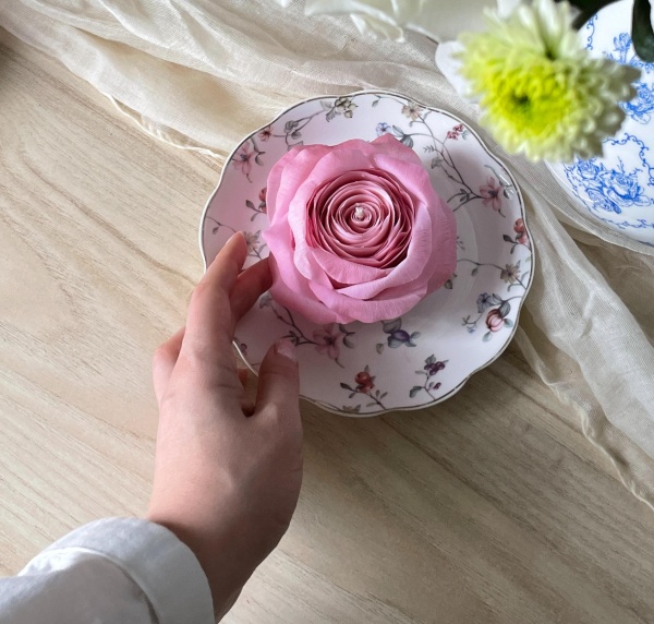 Свеча ручной работы "Розочка"