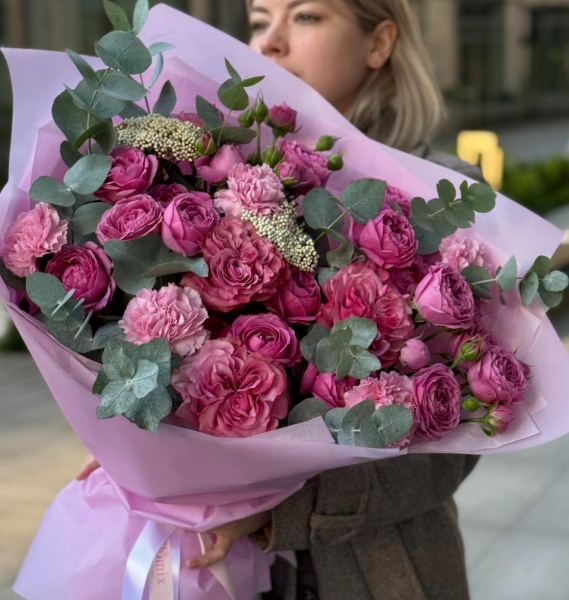 Букет малиновое ассорти 217