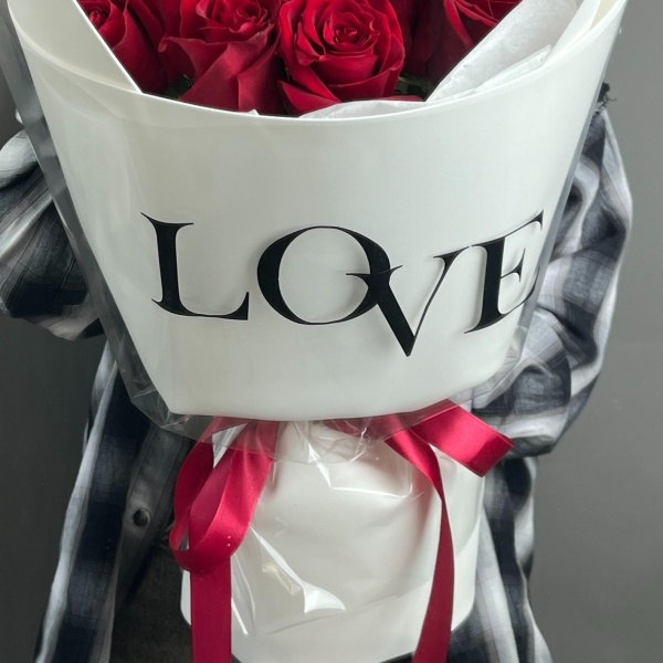 Розы "Love"